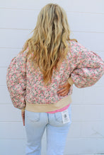 Load image into Gallery viewer, Rose floral jacket
