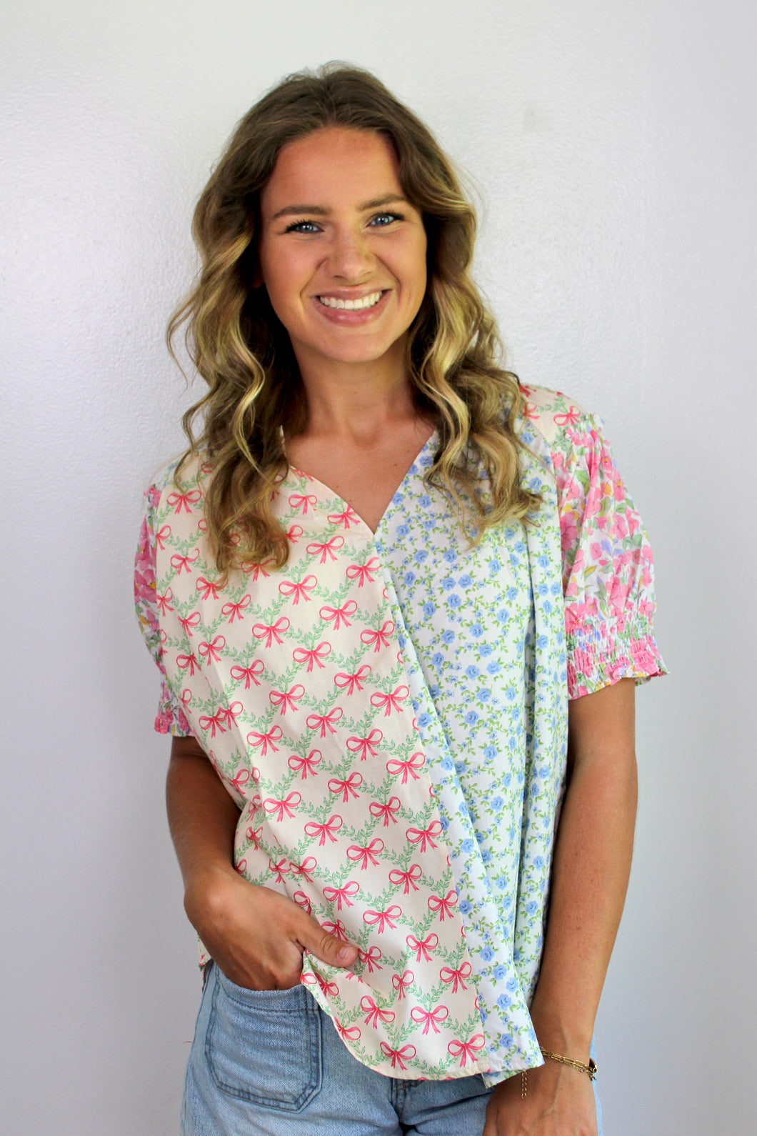 Floral bow printed top