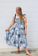 Load image into Gallery viewer, Navy/white midi dress
