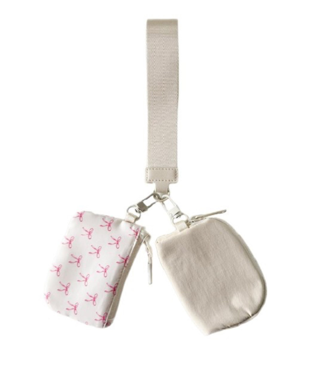 Bow ivory keychain wallet