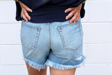 Load image into Gallery viewer, Cello light wash denim shorts
