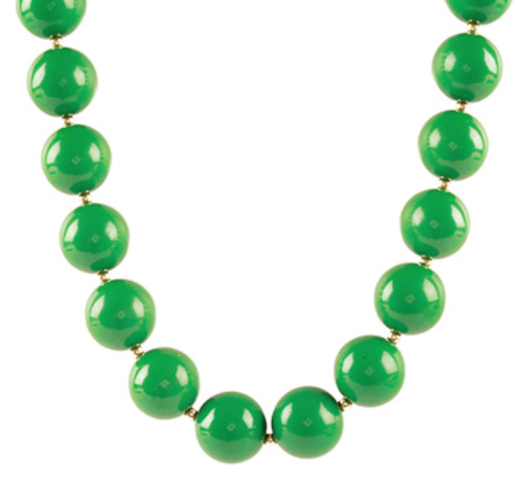 Green ball necklace