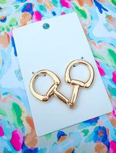 Load image into Gallery viewer, Gold chain scarf enhancer

