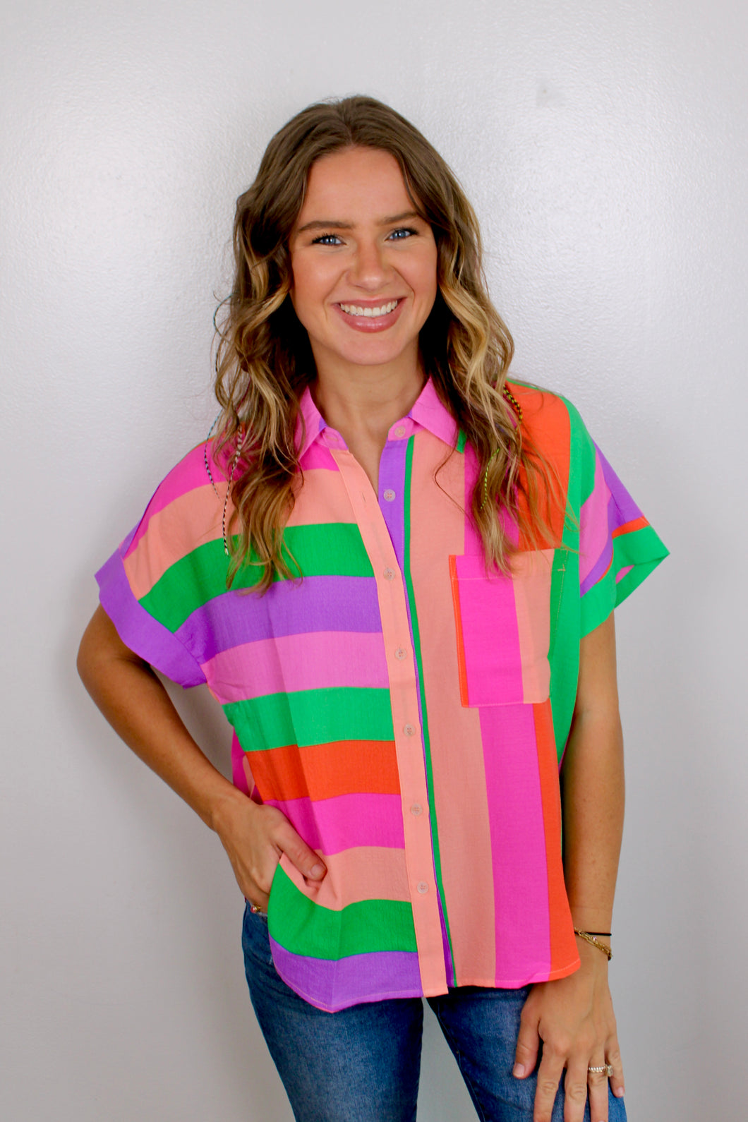 Multi colorblock button top