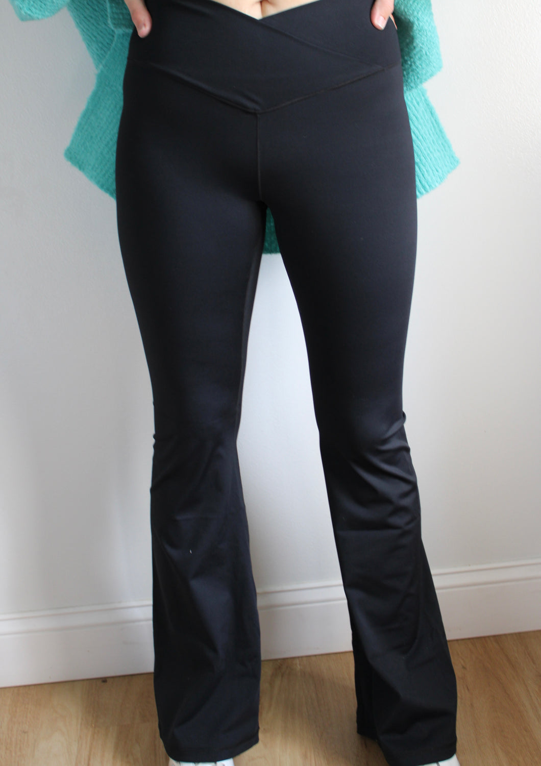 Black cords yoga pants