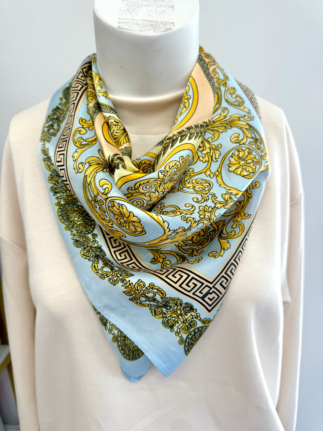 Blue/gold neck scarf