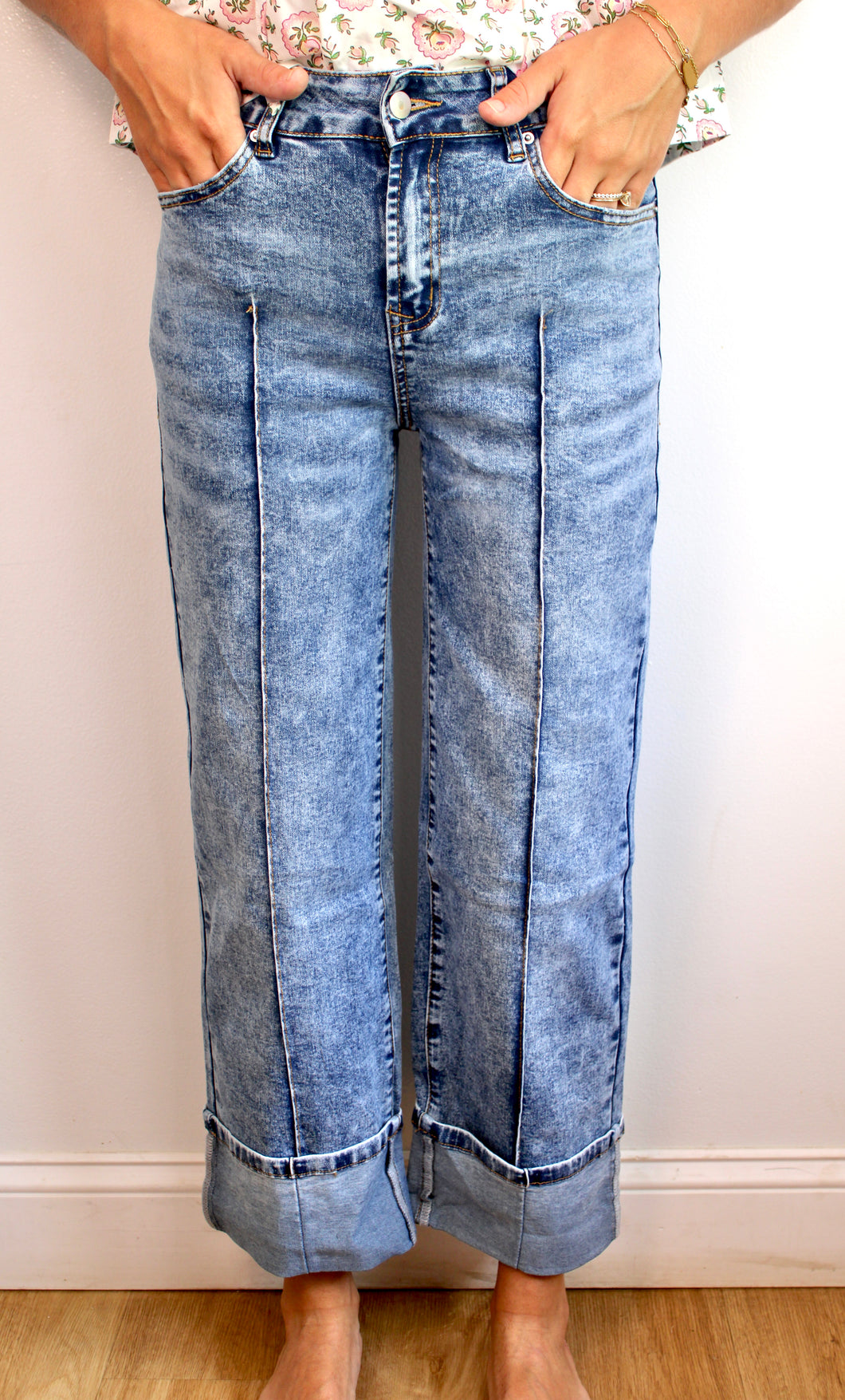 Rolled bottom seam pants