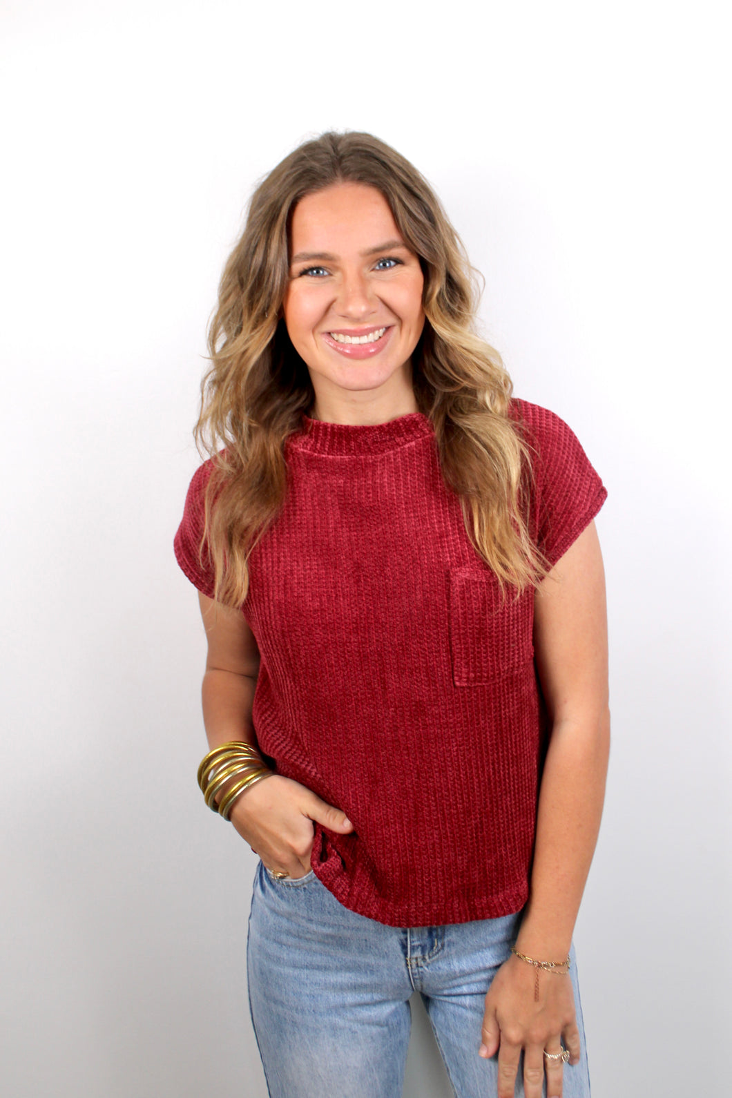Red chinelle short sleeve