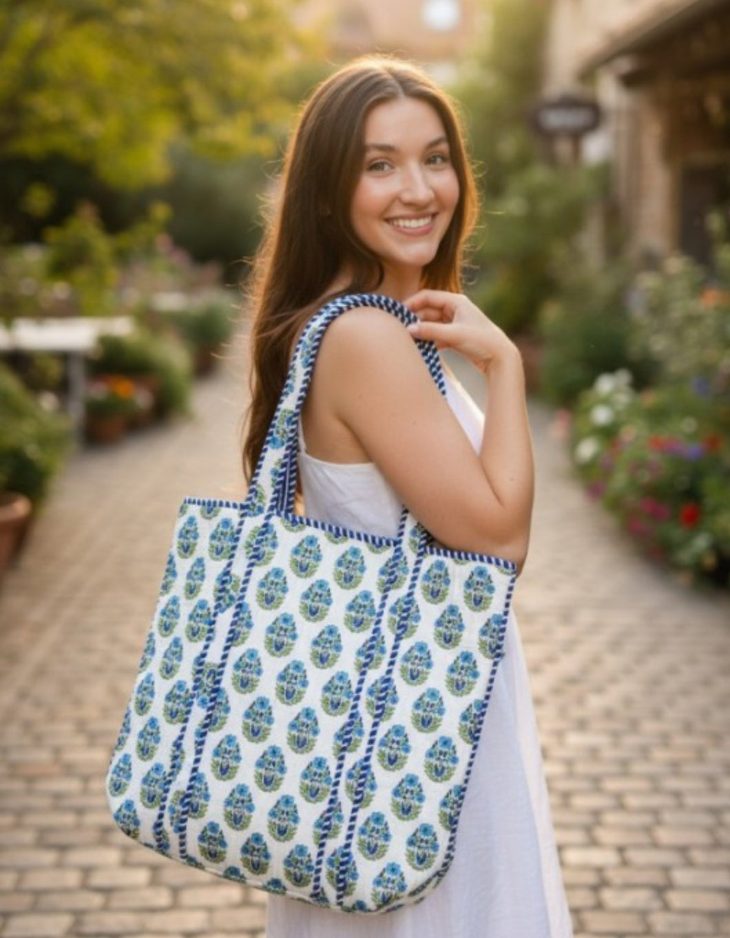 Blue white floral quilted bag