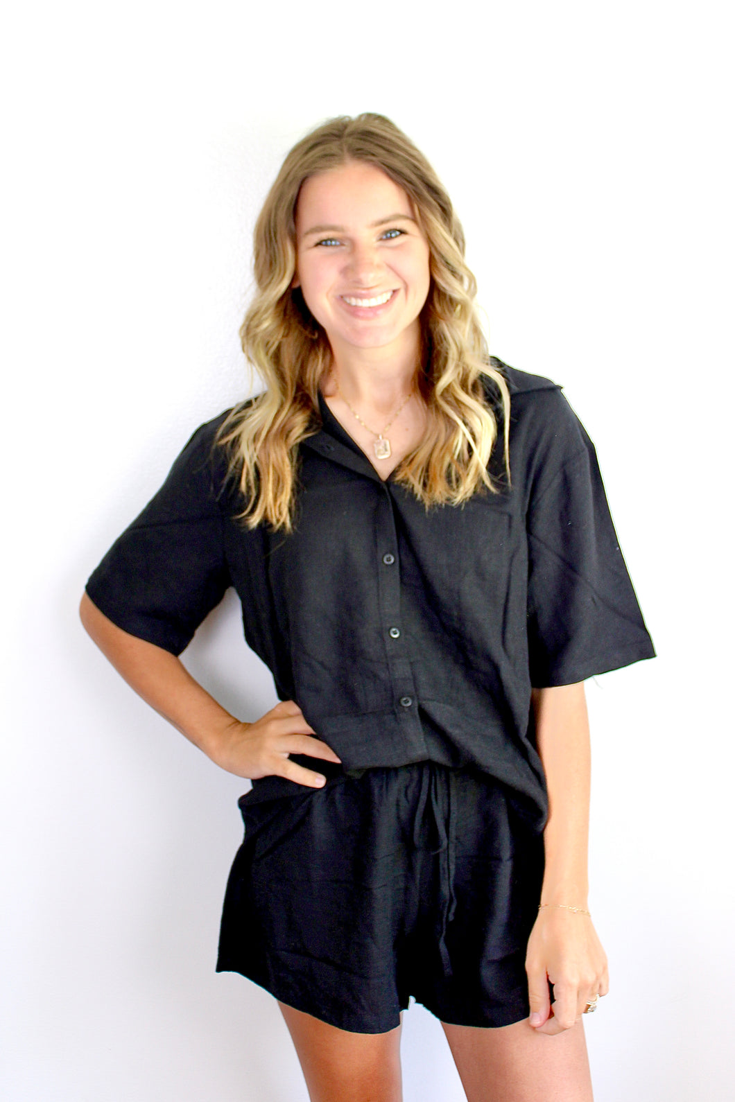 Black linen set