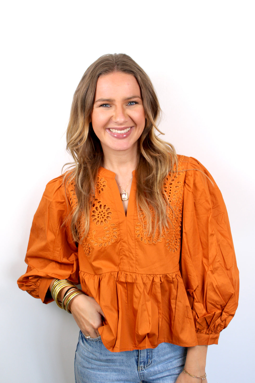 Rust balloon sleeve top