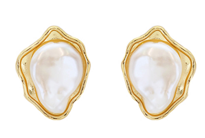 Unique shaped pearl gold earrings