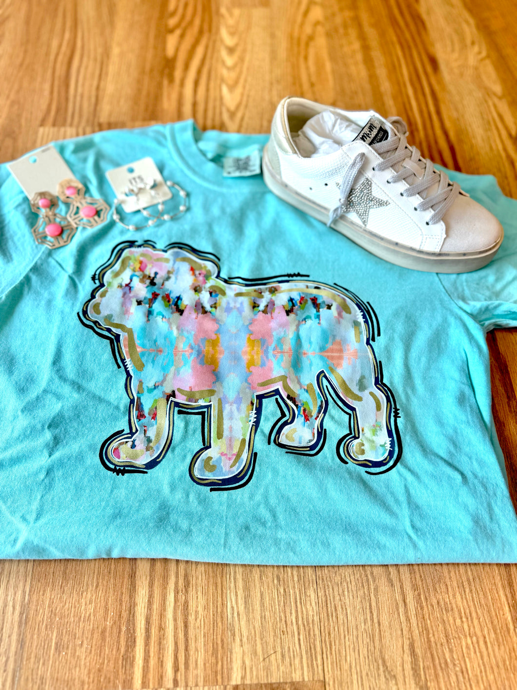 Watercolor bulldog tee