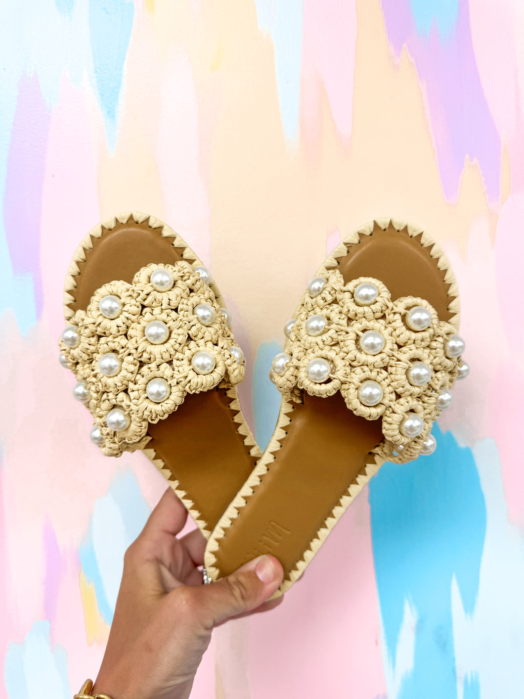 Pearl raffia sandals