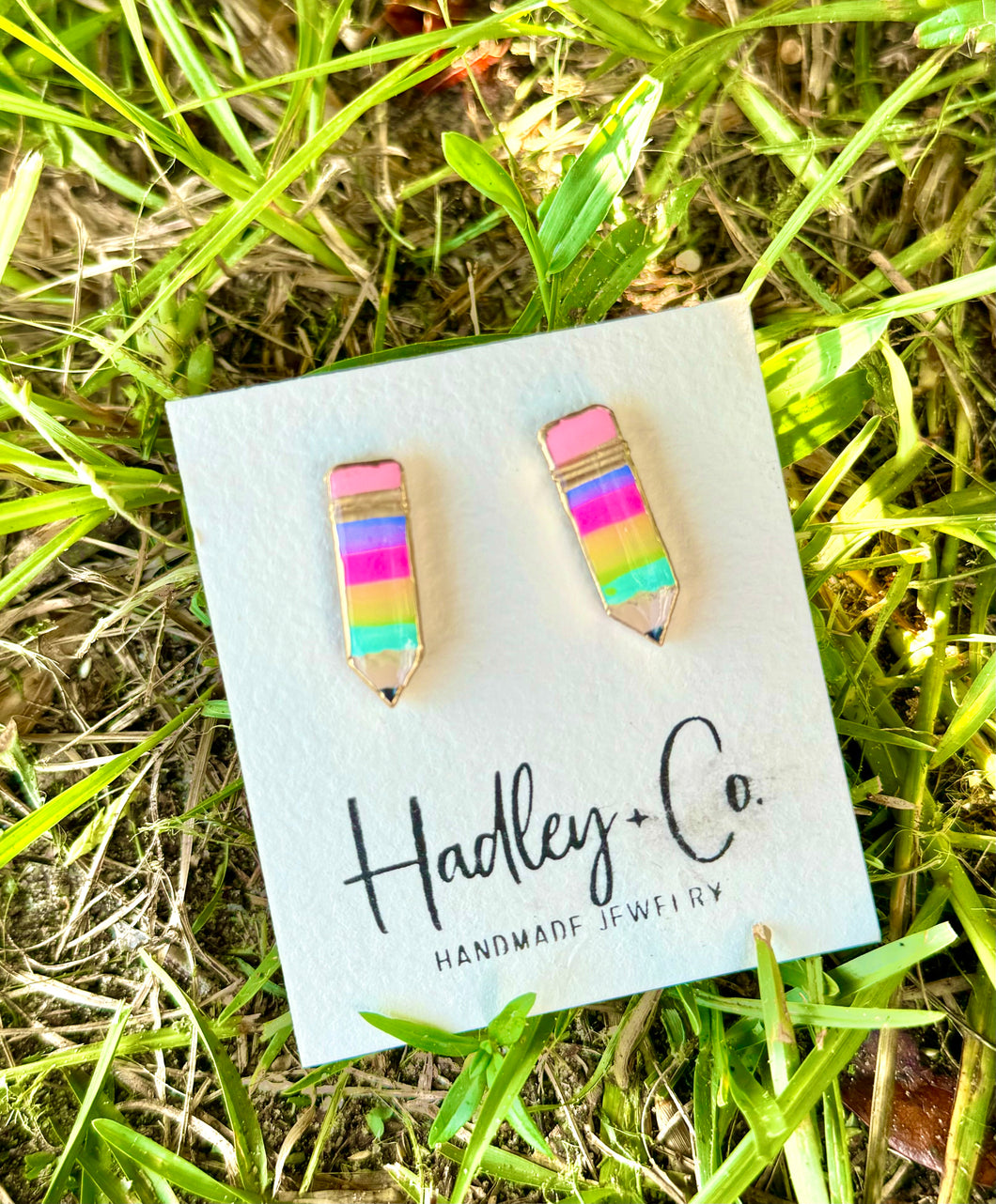 Stripe color pencil stud earrings