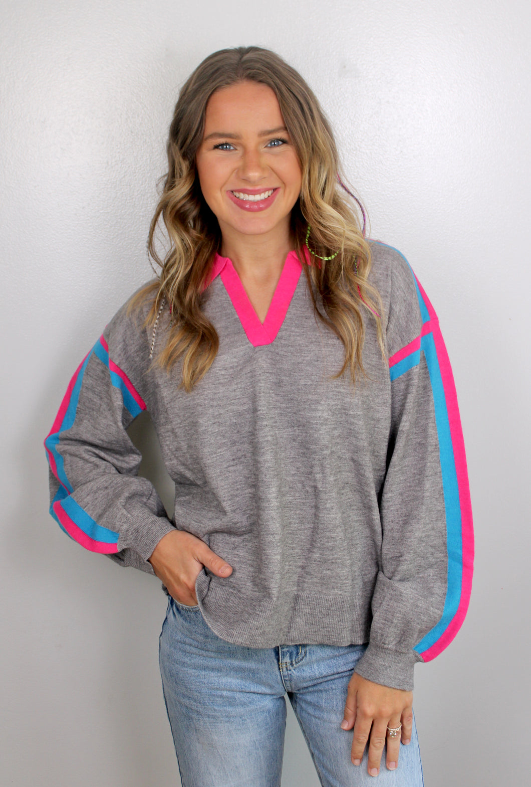 Grey pink blue pullover top