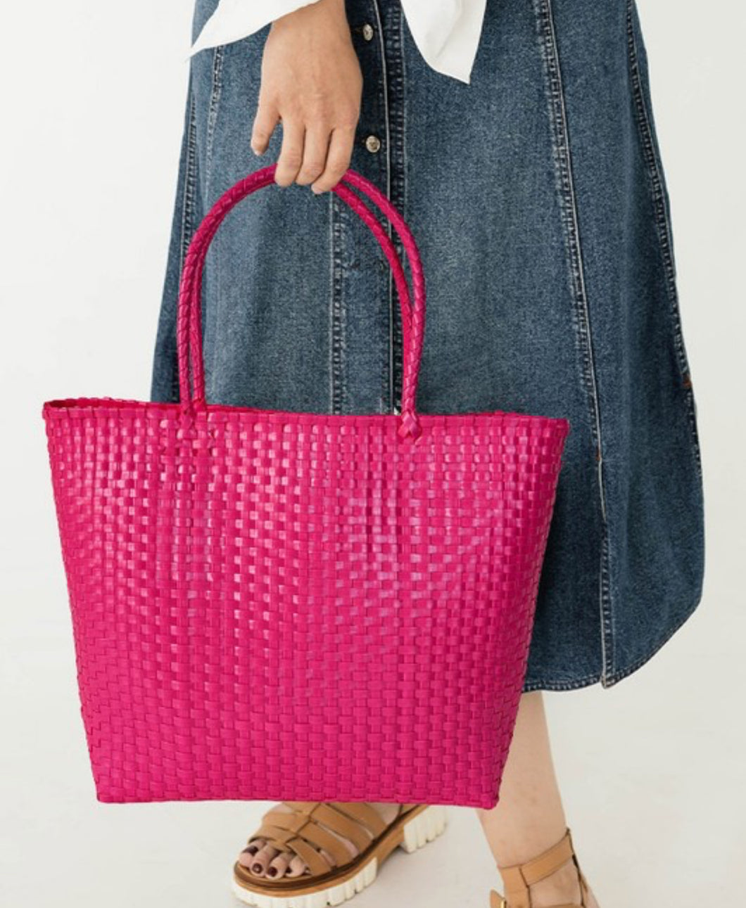 Pink weave tote bag