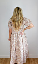 Load image into Gallery viewer, Taupe puff sleeve dress
