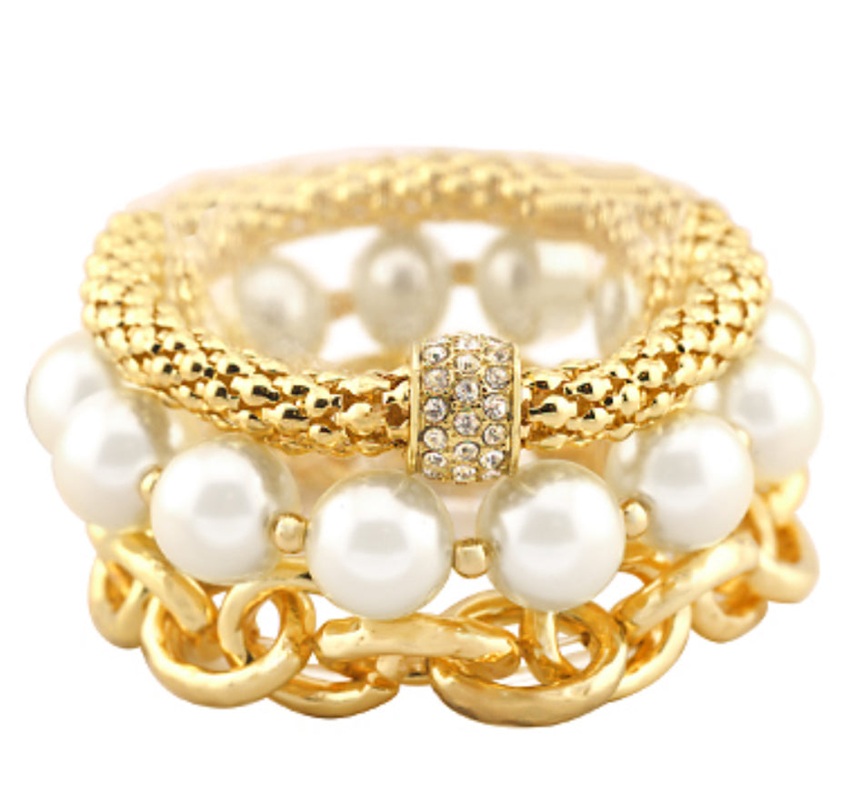 Pearl gold stack bracelet