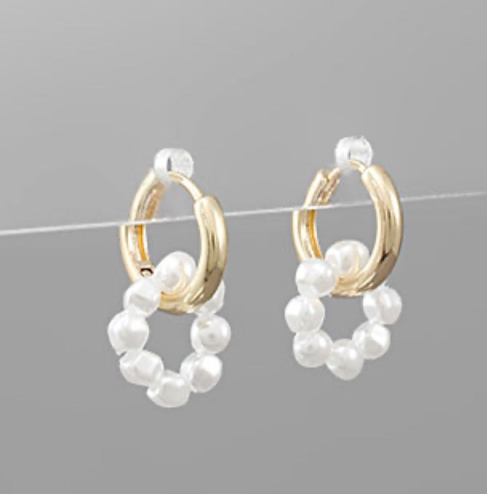 Pearl charm link huggie earrings
