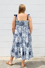 Load image into Gallery viewer, Navy/white midi dress
