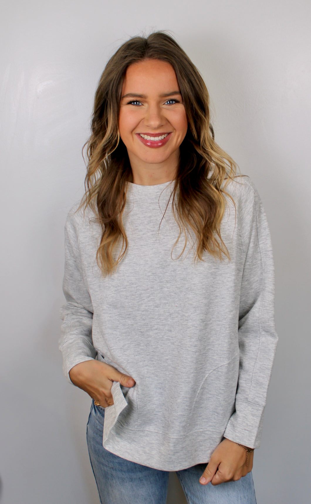 Grey scuba pullover