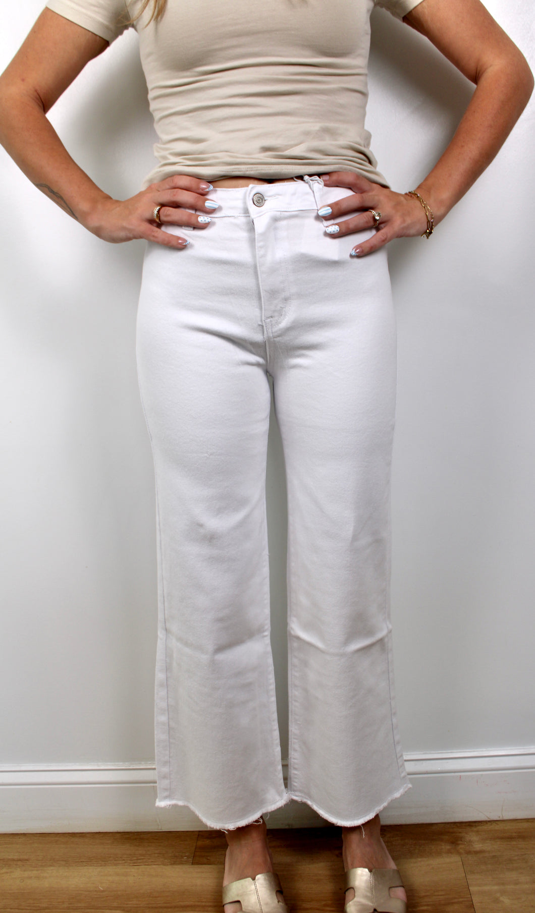 White raw hem pants