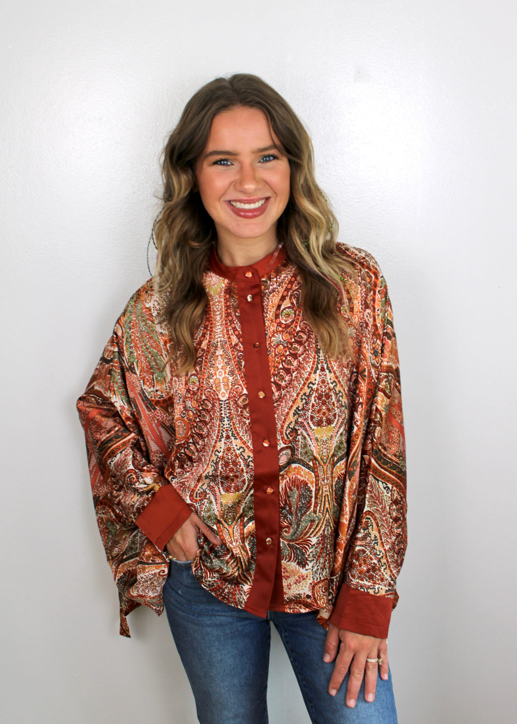 Rust paisley button top