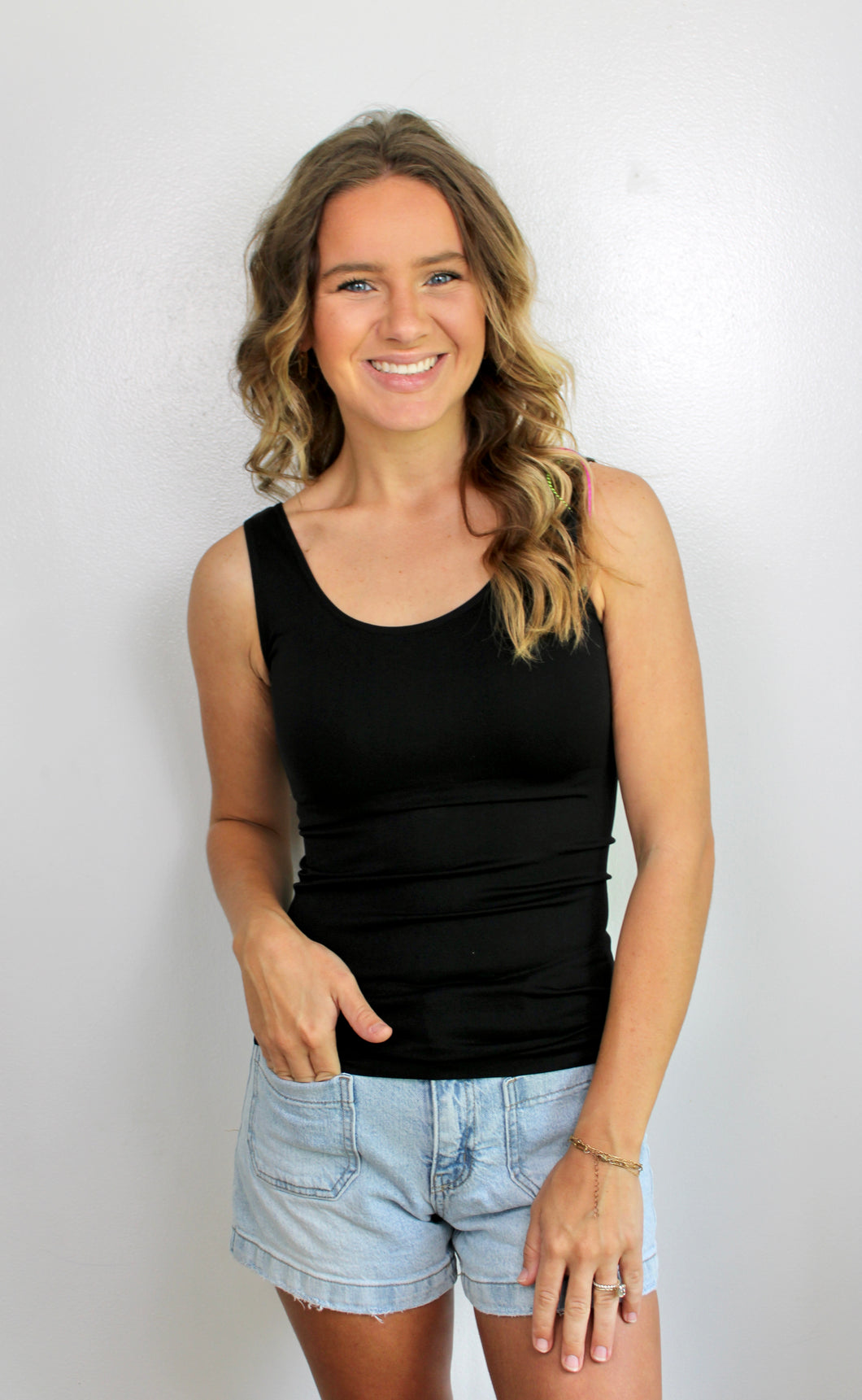 Black seamless tank