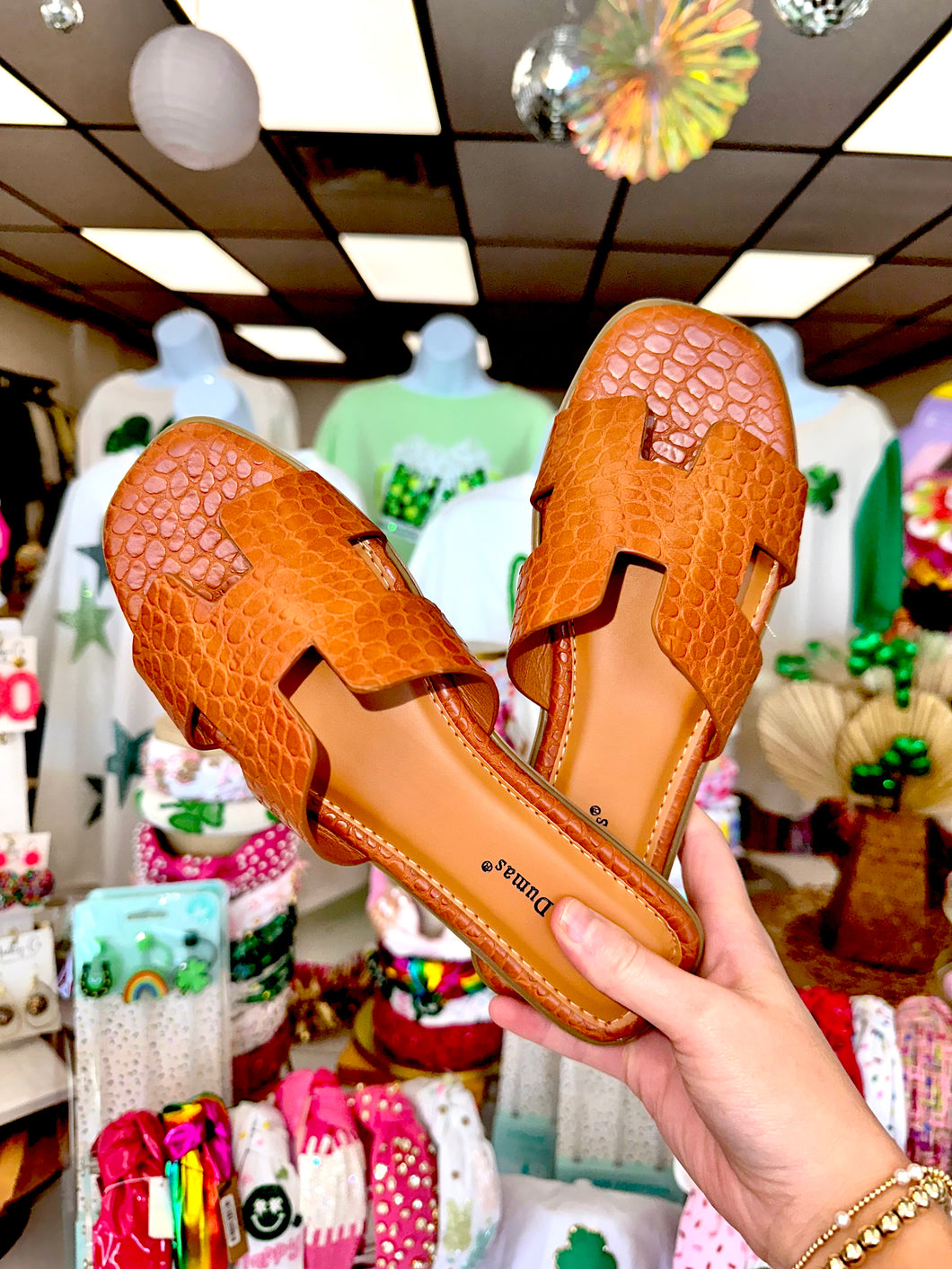 Cognac sandals