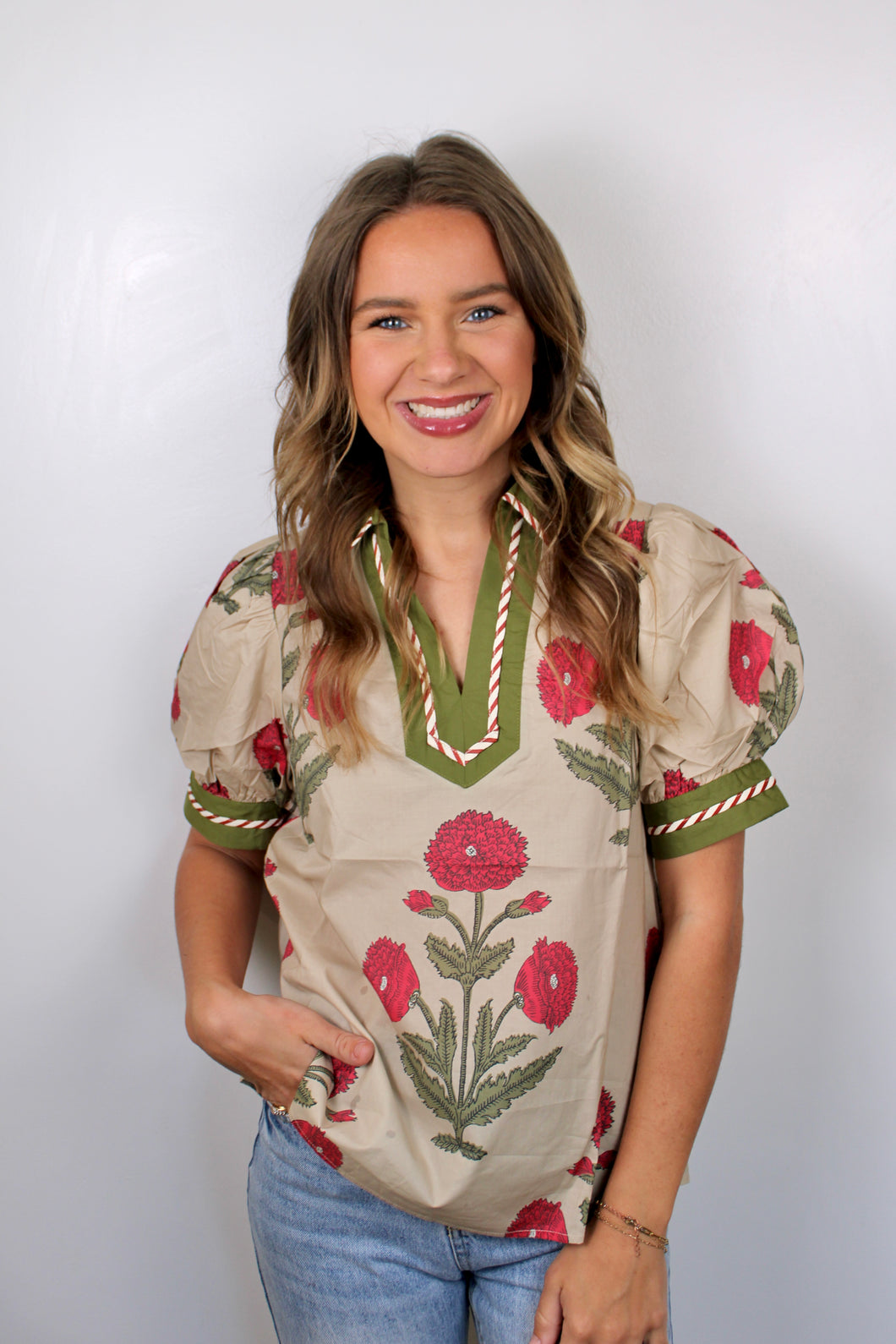 Olive tan flower top