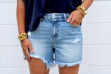 Load image into Gallery viewer, Cello light wash denim shorts
