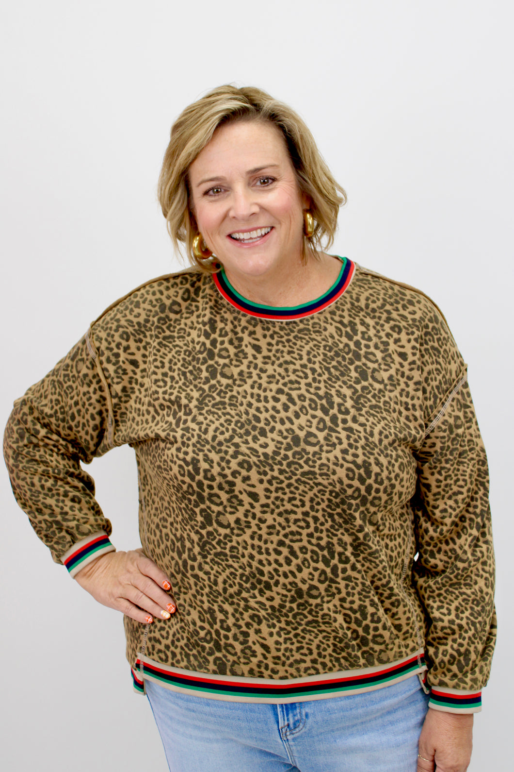 Leopard color trim top