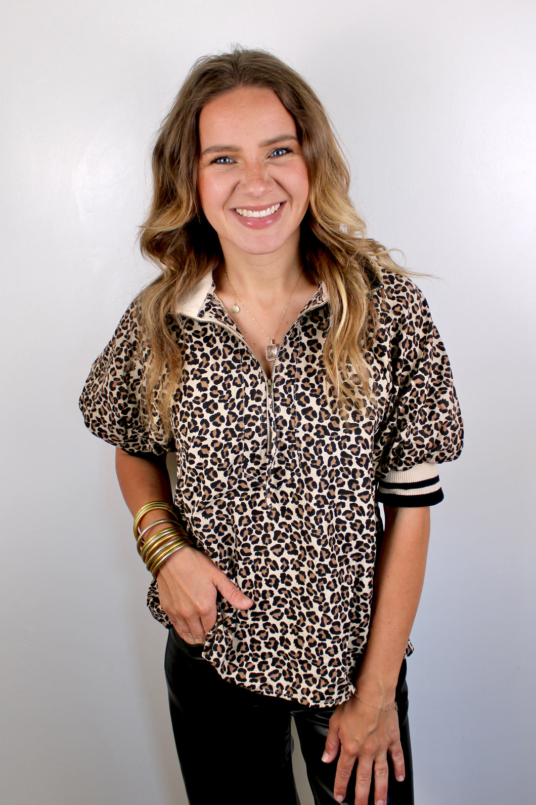 Leopard zip top