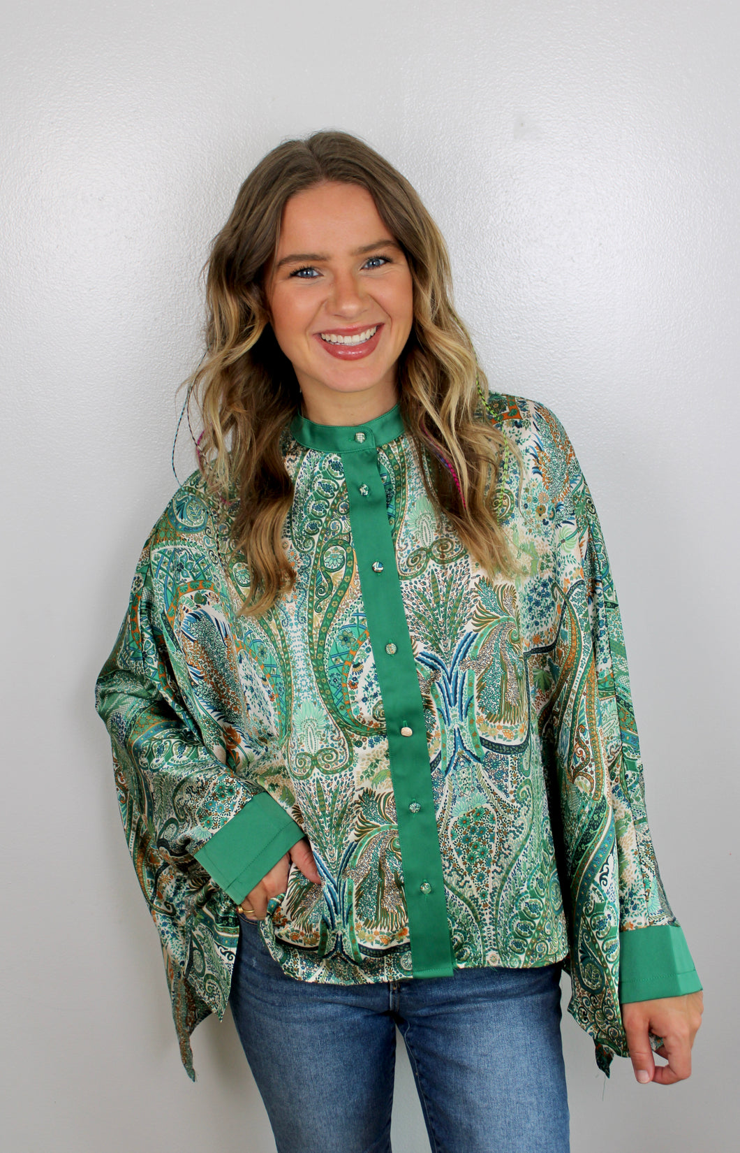 Green button paisley top