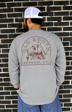 Load image into Gallery viewer, Hunting dog long sleeve old south tee
