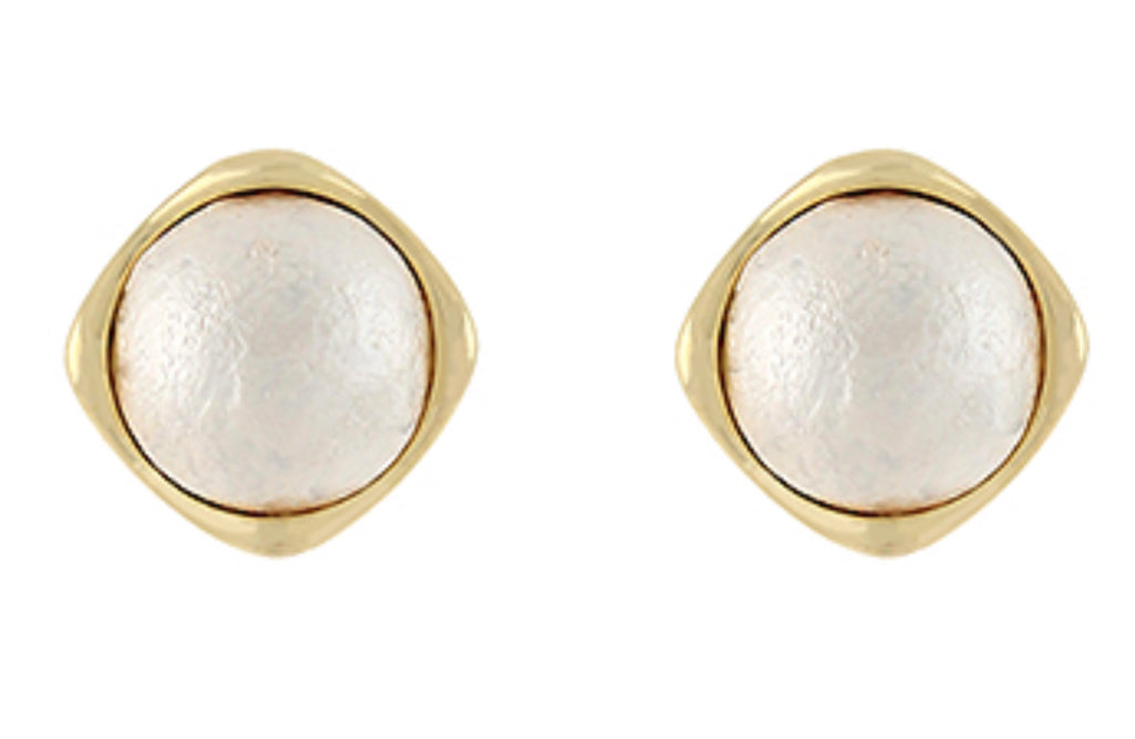 Pearl dome stud earrings