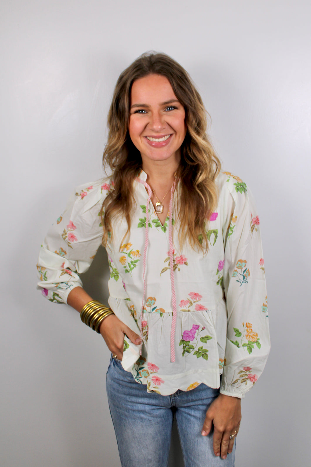 Ivory floral scallop top