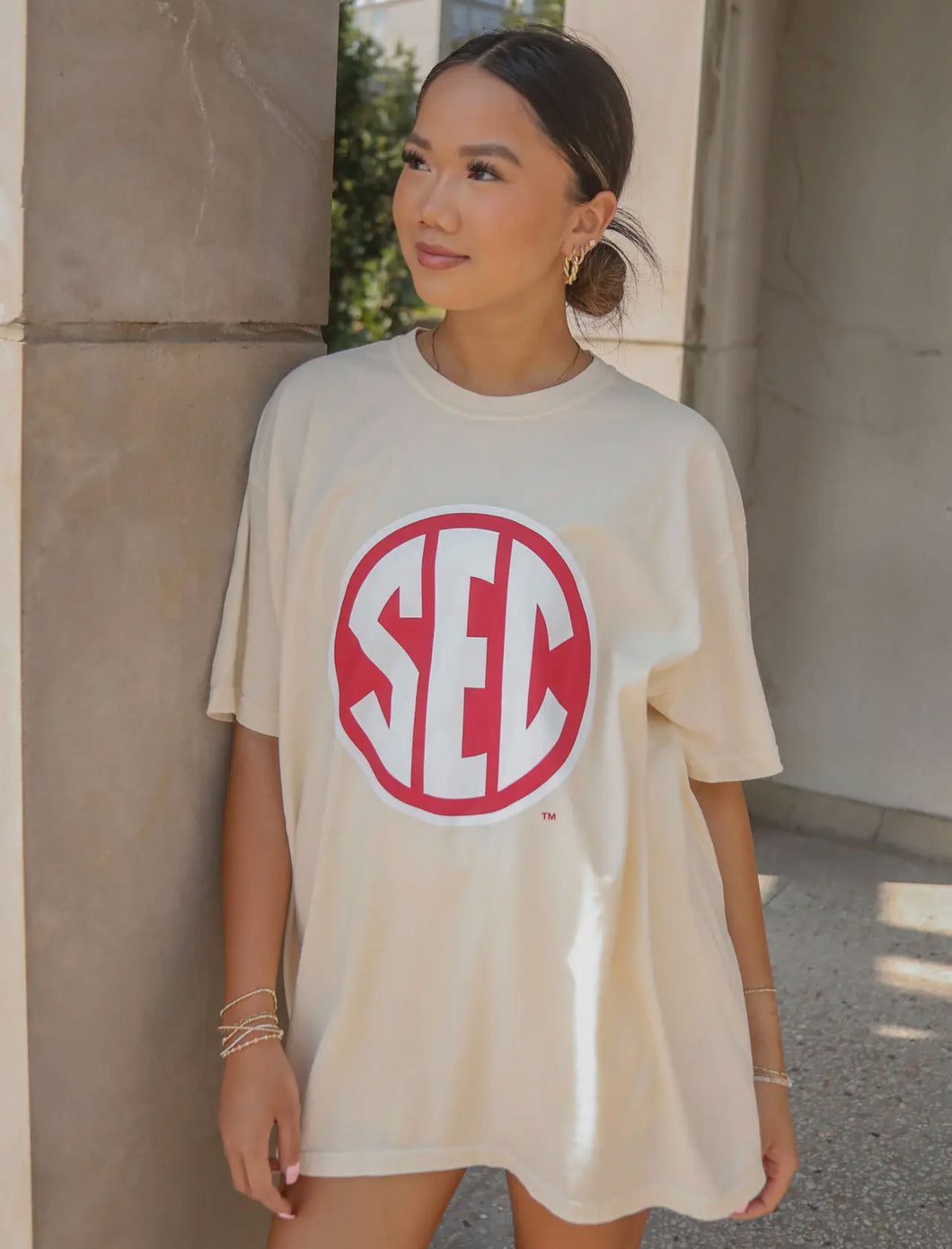 SEC tee