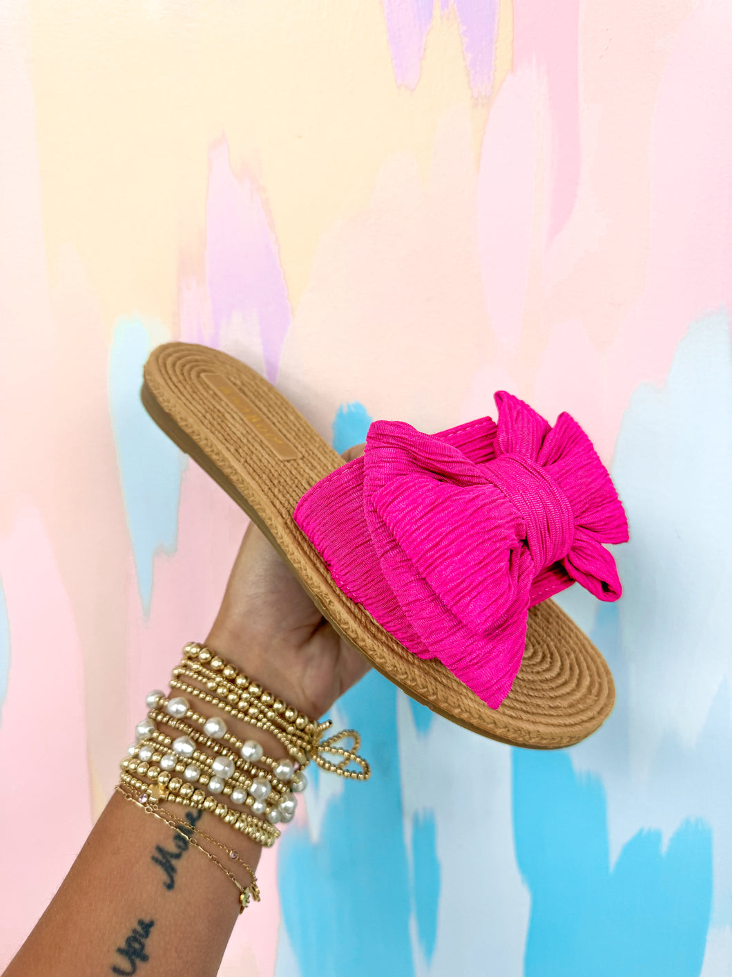 Pink bow sandals