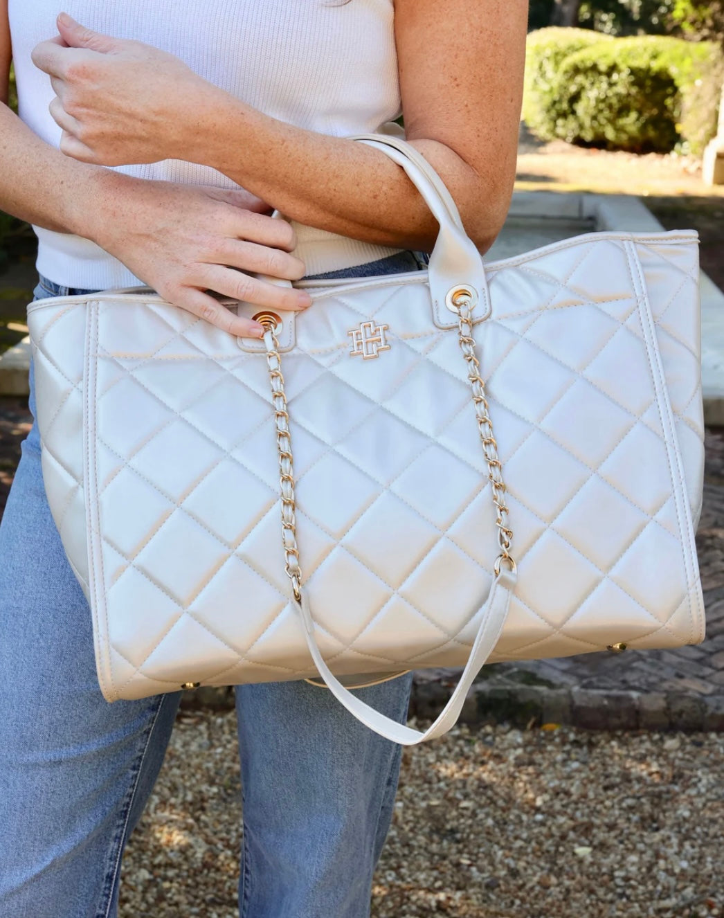 Melissa Tote Bag Pearl Quilted LD- Caroline Hill