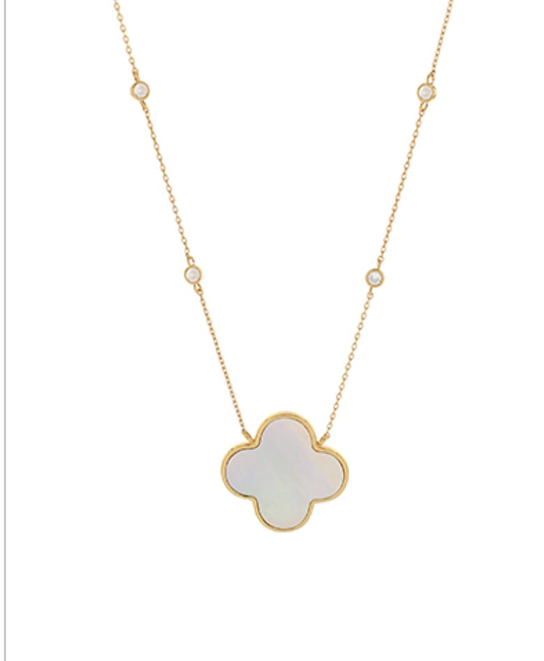 Cream gold clover necklace