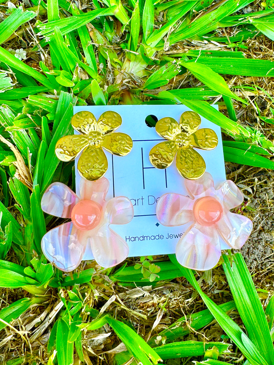 Peach gold hart designs earrings