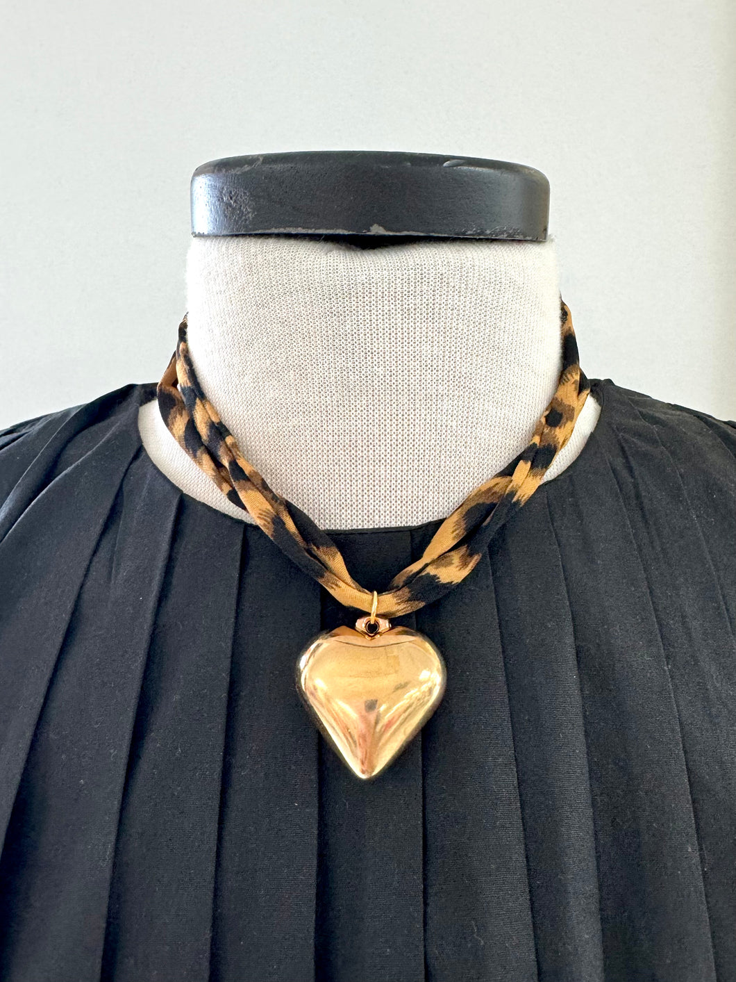 Leopard heart necklace