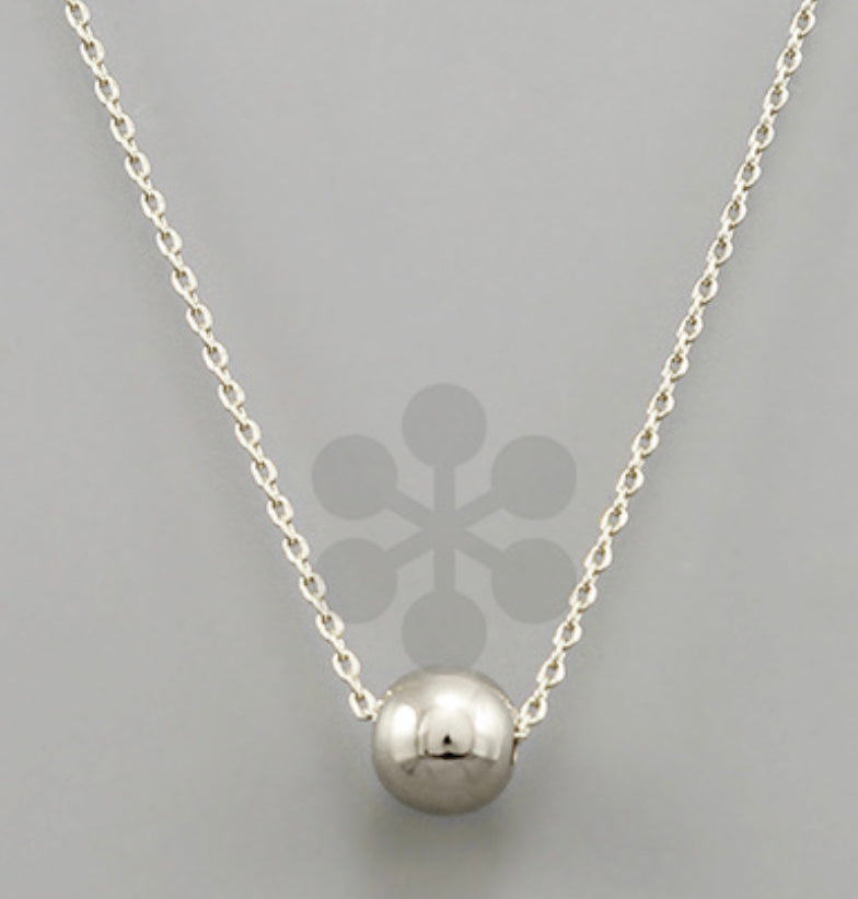 Silver ball necklace