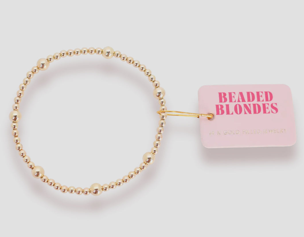 Olive bracelet in gold- beaded blondes