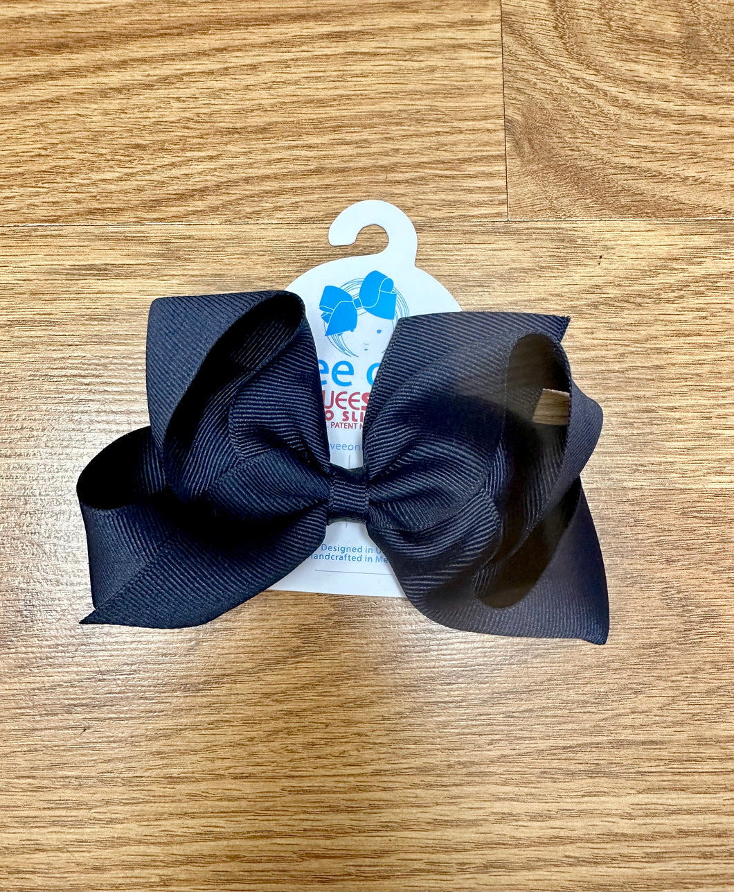 Navy bow